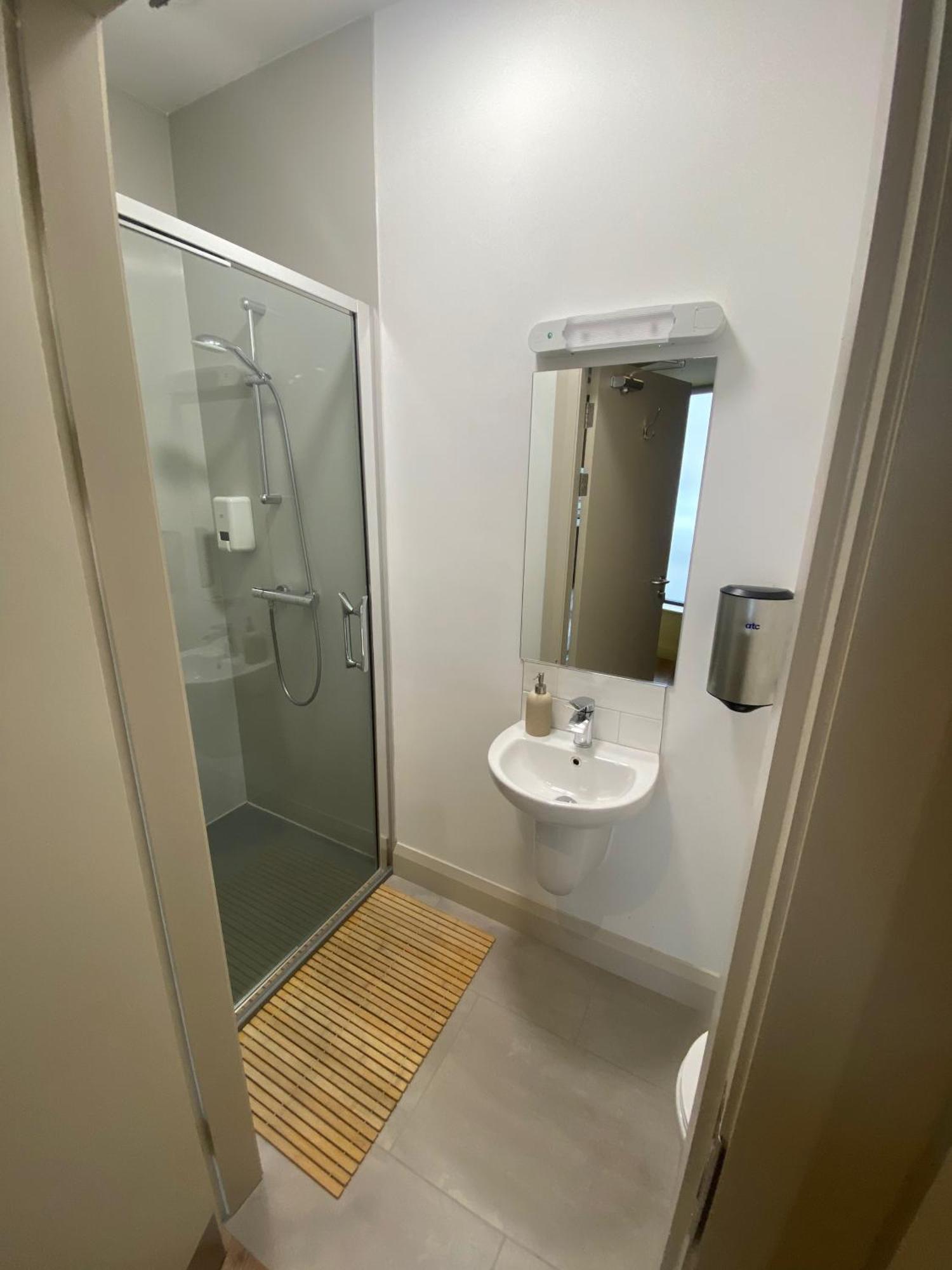 Heyday Hostel Ballina バリナ エクステリア 写真